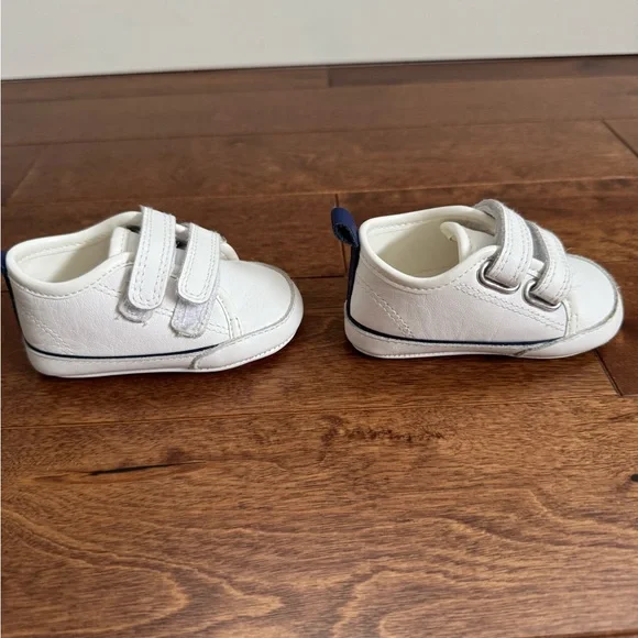 Janie and Jack Baby White Leather Velcro Shoes 3–6 Months - Picture 3 of 7